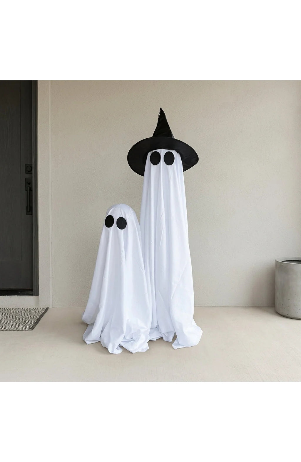 Light-Up Ghost with Witch Hat